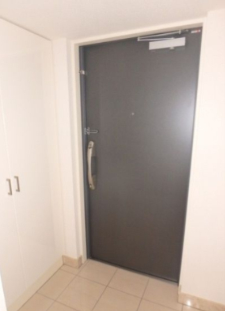 エスティメゾン錦糸町Ⅱの玄関