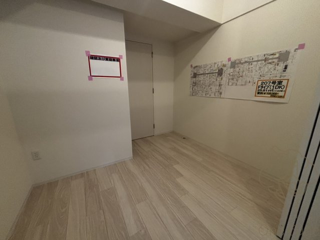 セレニテ東梅田アリエの居間・リビング