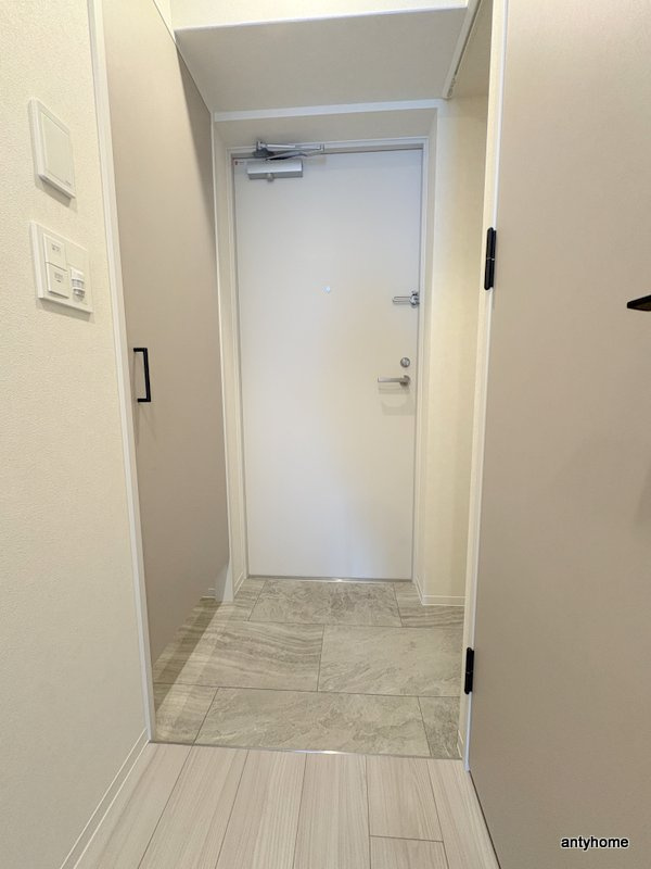 アーバネックス東梅田　仲介手数料無料の玄関