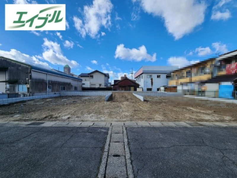 小牧市中央３丁目　新築戸建　３号棟の外観|名鉄小牧線「小牧」駅まで徒歩９分。
商業施設充実の環境です。