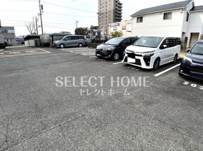 【駐車場】 | ロワール | 車をお持ちの方に嬉しい駐車場付きの物件です