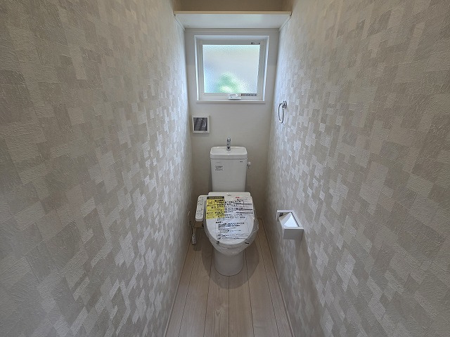 小牧市藤島1丁目　新築戸建　2号棟のトイレ|2階のトイレです