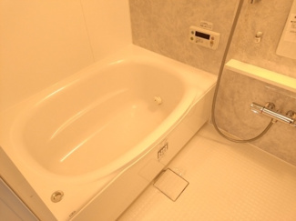 【洗面所】 | コスモ西宮山手 | スペースが確保できる洗面所です