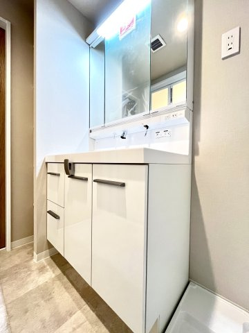 コスモ西宮山手の洗面所|洗面所です