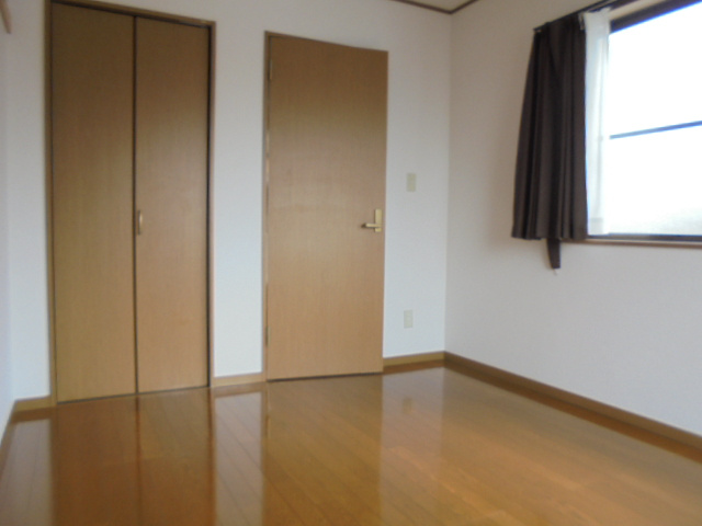 府中市朝日町１丁目のアパートの内装