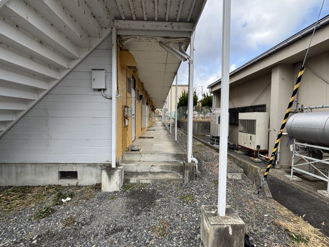想定年間賃料837.6万　想定利回り9.85％　軽量鉄骨造アパートのその他共用部分