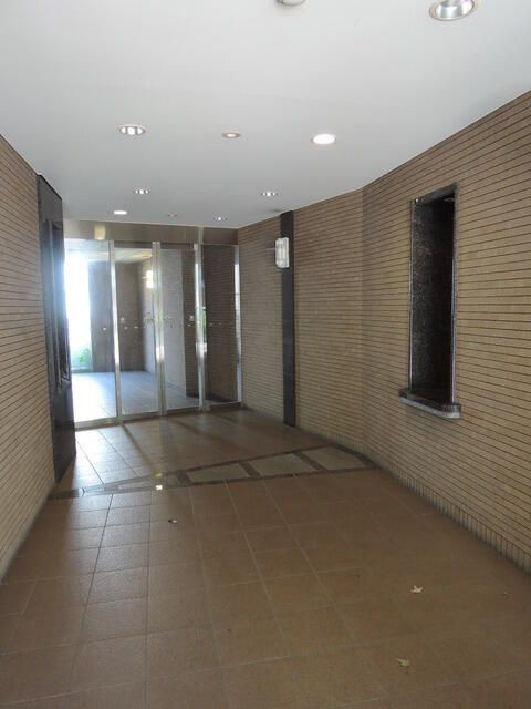 グレース東神田のロビー