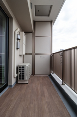 【バルコニー】 | パークアクシス横濱高島町 | ※写真は同タイプ住戸です。