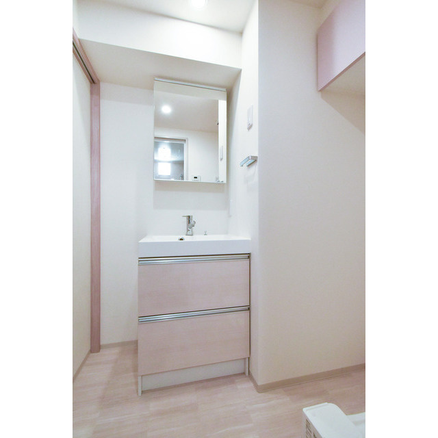 クオリタス住吉の洗面所