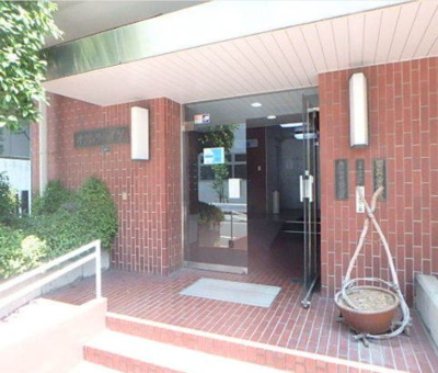 【エントランス】 | オクムラハイツ | 落ち着いたエントランスです