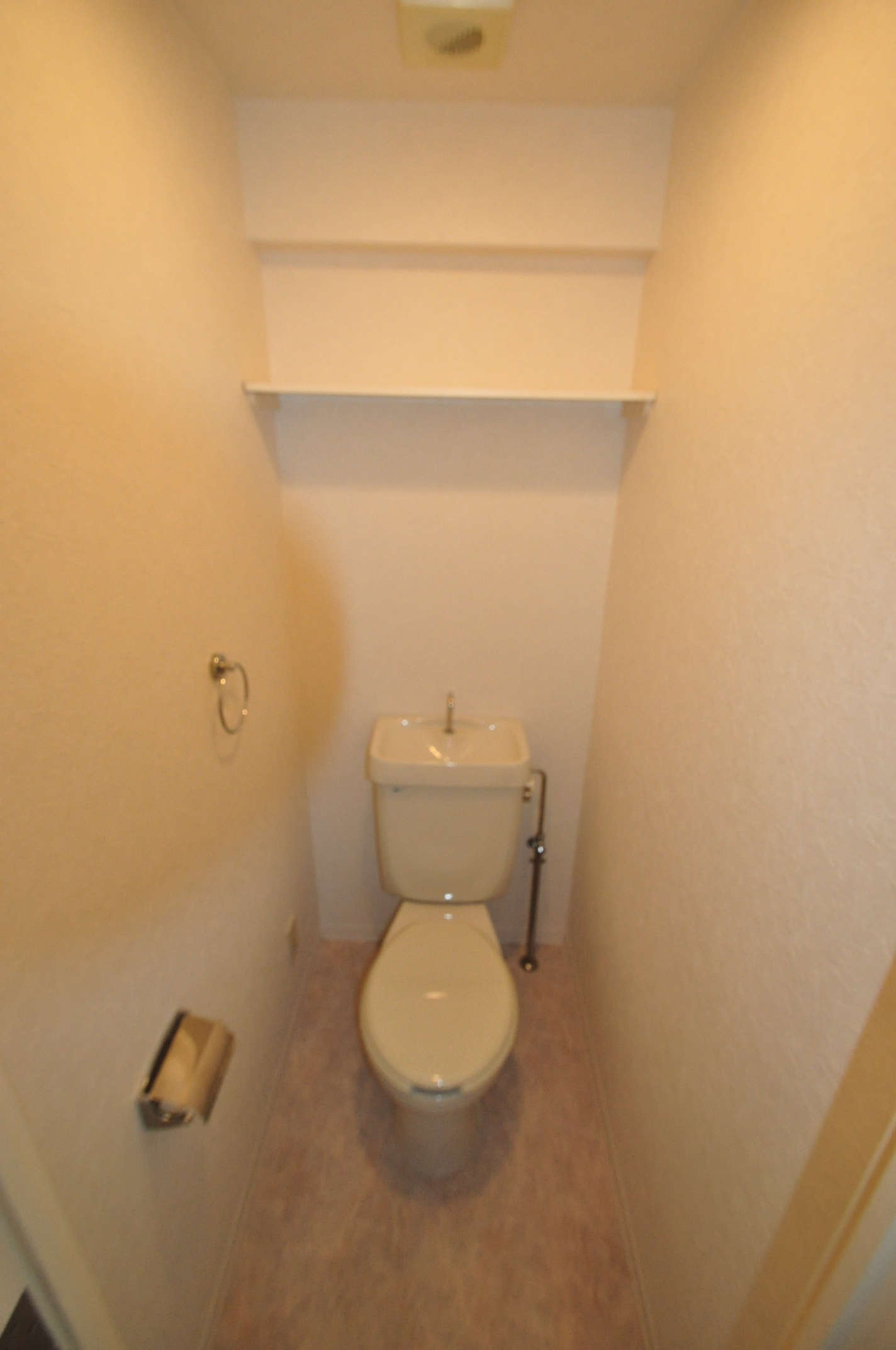 大阪市都島区高倉町１丁目の賃貸マンションのトイレ