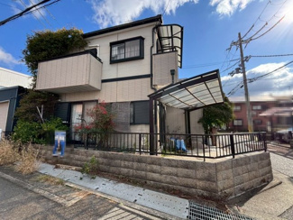 【外観】 | 池田下町　中古戸建 | 南西・北西向きの角地♪日当り・通風良好な明るい住まいに気持ちも明るくなりますね！