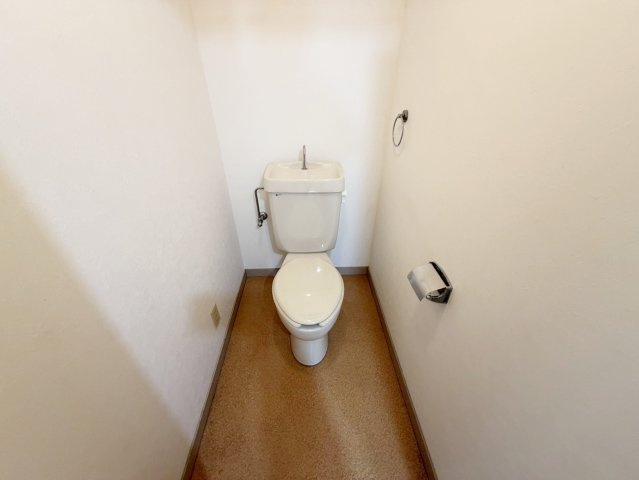 アルファビルのトイレ