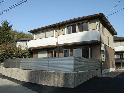 ファルカスⅡ A棟の外観