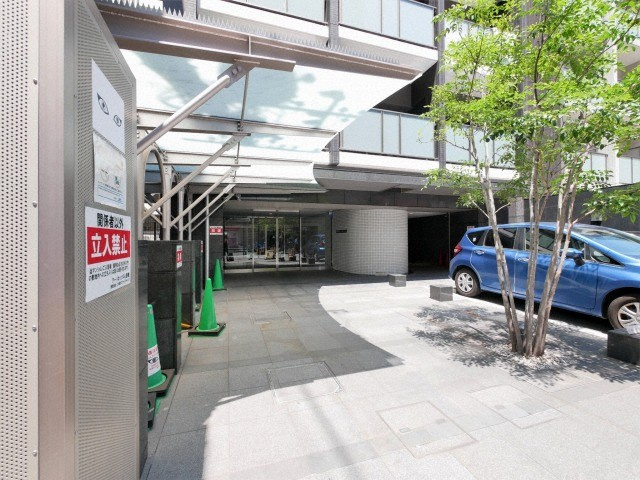 アーバネックス心斎橋のエントランス