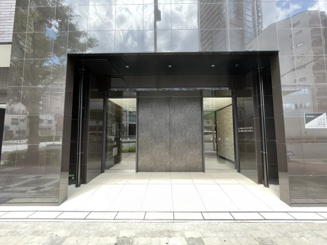 エスリードレジデンス梅田グランゲートのエントランス