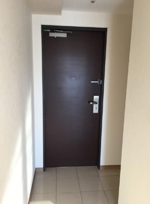 ステイレジデンス西新宿の玄関