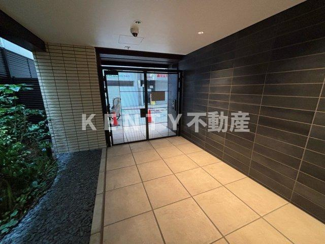 【エントランス】 | スタイリオ蒲田ＷＥＳＴ | 清潔なエントランスです