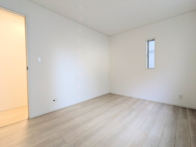 葛飾区東堀切２丁目の新築戸建の寝室|～サービスルーム付きの主寝室写真～