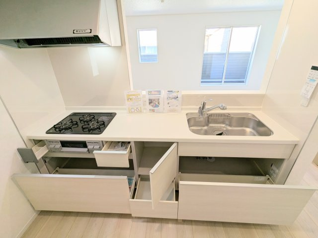 葛飾区東堀切２丁目の新築戸建のキッチン|～キッチン写真～