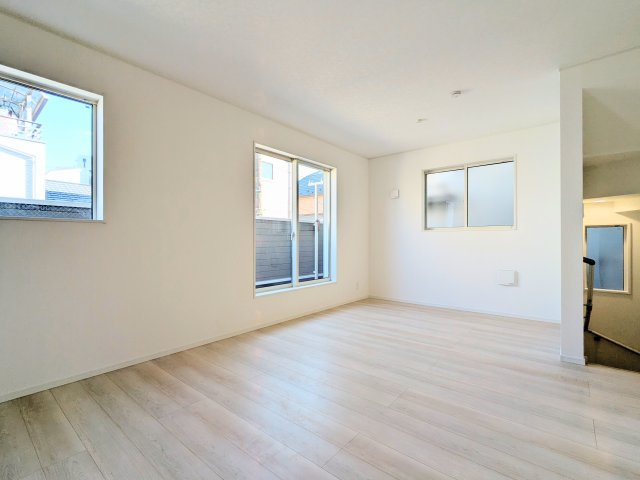 葛飾区東堀切２丁目の新築戸建の居間・リビング|～リビング写真～