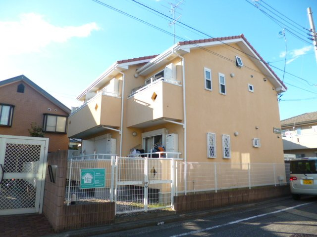 府中市若松町２丁目のアパートの外観