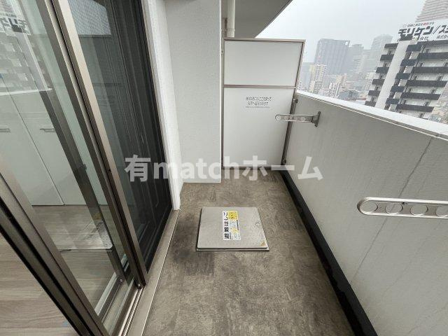 セレニテ京橋クレアのバルコニー