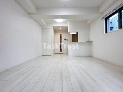 【居間・リビング】 | La Douceur梅田East