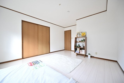 【洋室】 | ルミナス東浦和 | ※家具・小物はイメージです