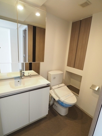 新品家具付きマンション上荻17(KaGood東京)の洗面所
