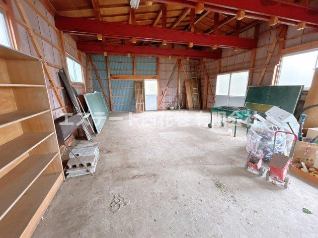 石鳥谷町好地　倉庫の内装