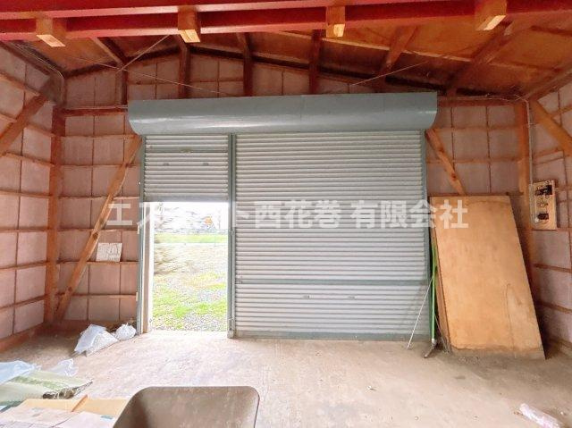 石鳥谷町好地　倉庫の玄関