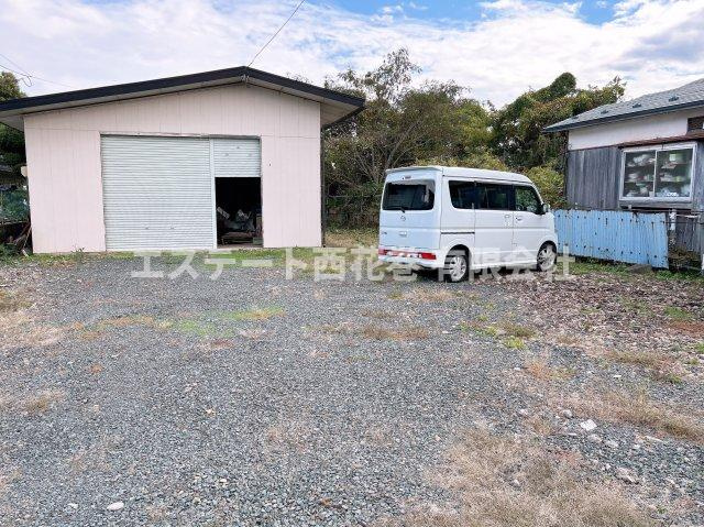 石鳥谷町好地　倉庫の駐車場