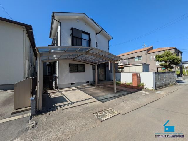 水前寺公園貸家の玄関