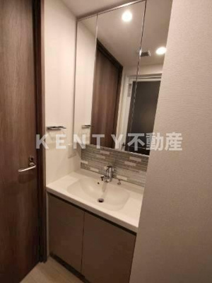 【洗面所】 | スタイリオ蒲田ＷＥＳＴ | 明るい洗面所です