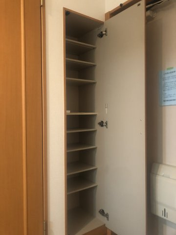 調布市多摩川３丁目の賃貸マンションの収納