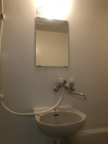 調布市多摩川３丁目の賃貸マンションの洗面所