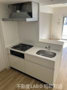 ラ・リヴィエール のキッチン