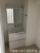 ラ・リヴィエール の洗面所