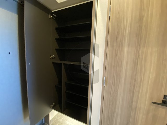 PHOENIX Clove Tomoiの収納