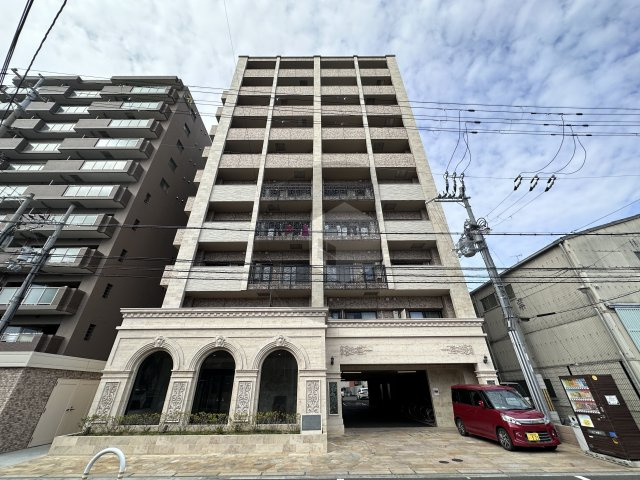 PHOENIX Clove Tomoiの外観