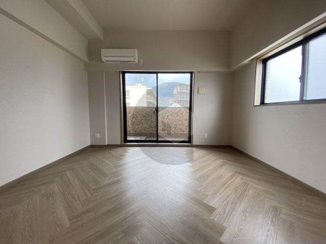 PHOENIX Clove Tomoiの内装