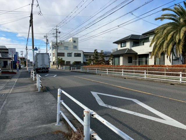 コクドビルの周辺