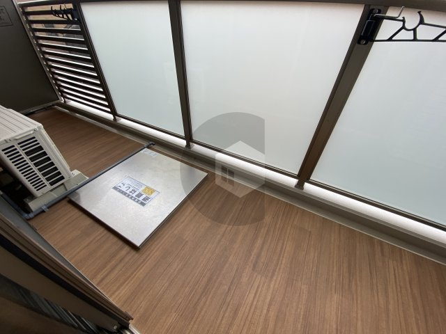 プレサンスNEO長堂アウローラのバルコニー