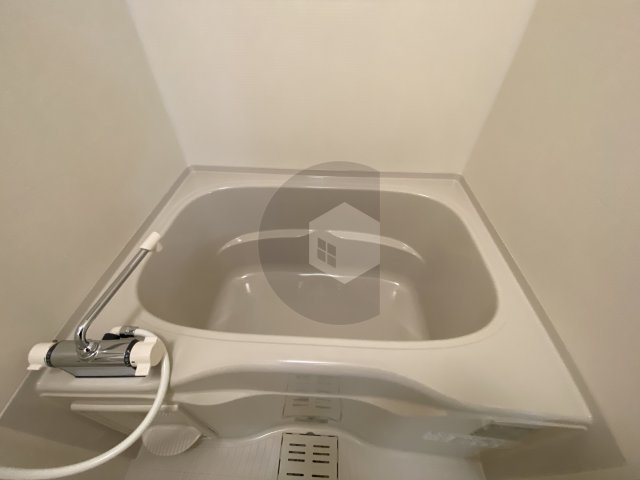 プレサンスNEO長堂アウローラの浴室