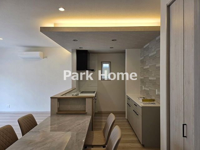 香南市野市西野-西棟-新築戸建てのキッチン|１F:16.6LDK