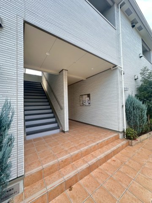 【エントランス】 | シェーネ