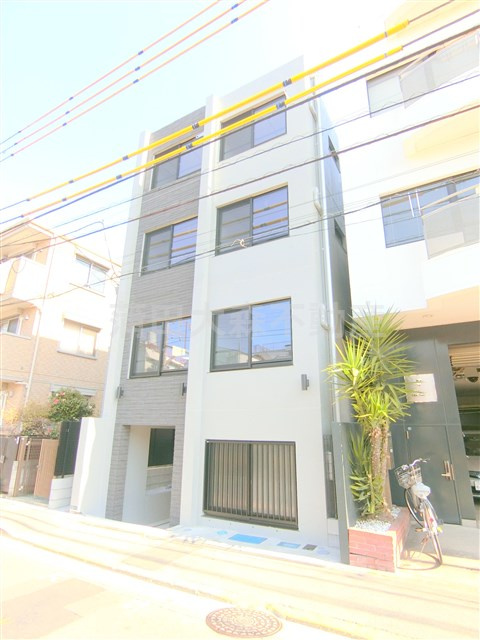 CASA PIAZZAカーサピアッツァ西蒲田の外観