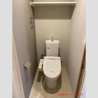 【トイレ】 | S-FORT江坂垂水町 | 落ち着いた色調のトイレです