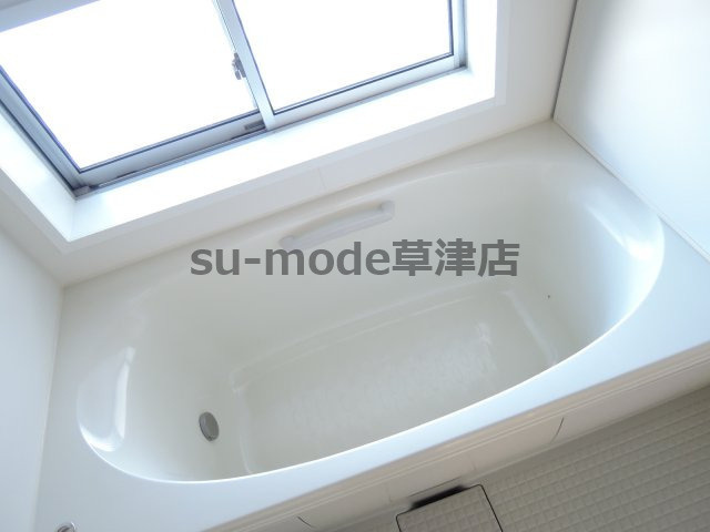 【浴室】 | 今宿2丁目戸建 | 日々の疲れを癒すお風呂付です